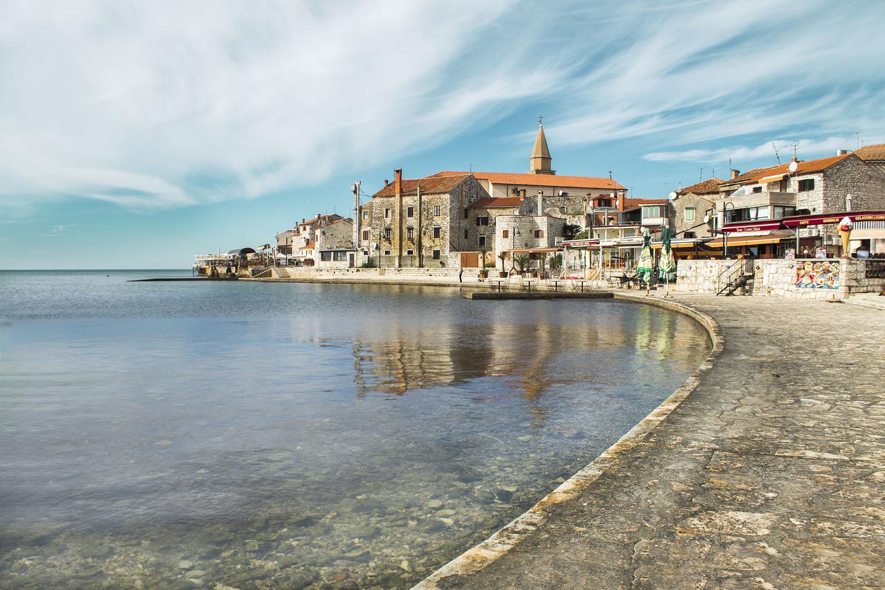 Apartment Old Town Umag Exterior photo
