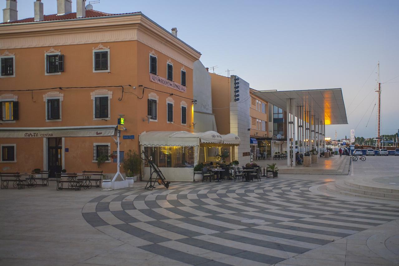 Apartment Old Town Umag Exterior photo